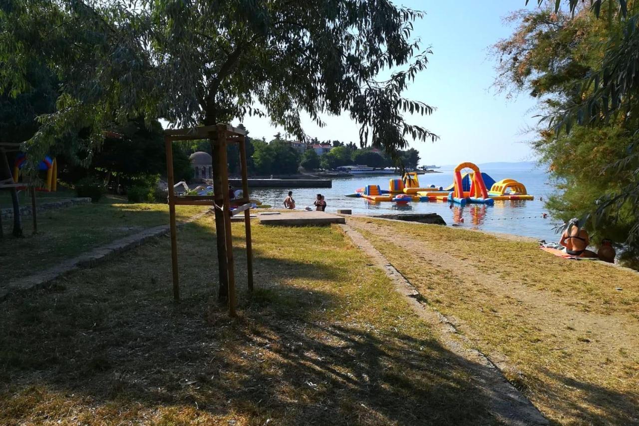 Family Friendly Apartments With A Swimming Pool Zadar - 18098 Екстериор снимка