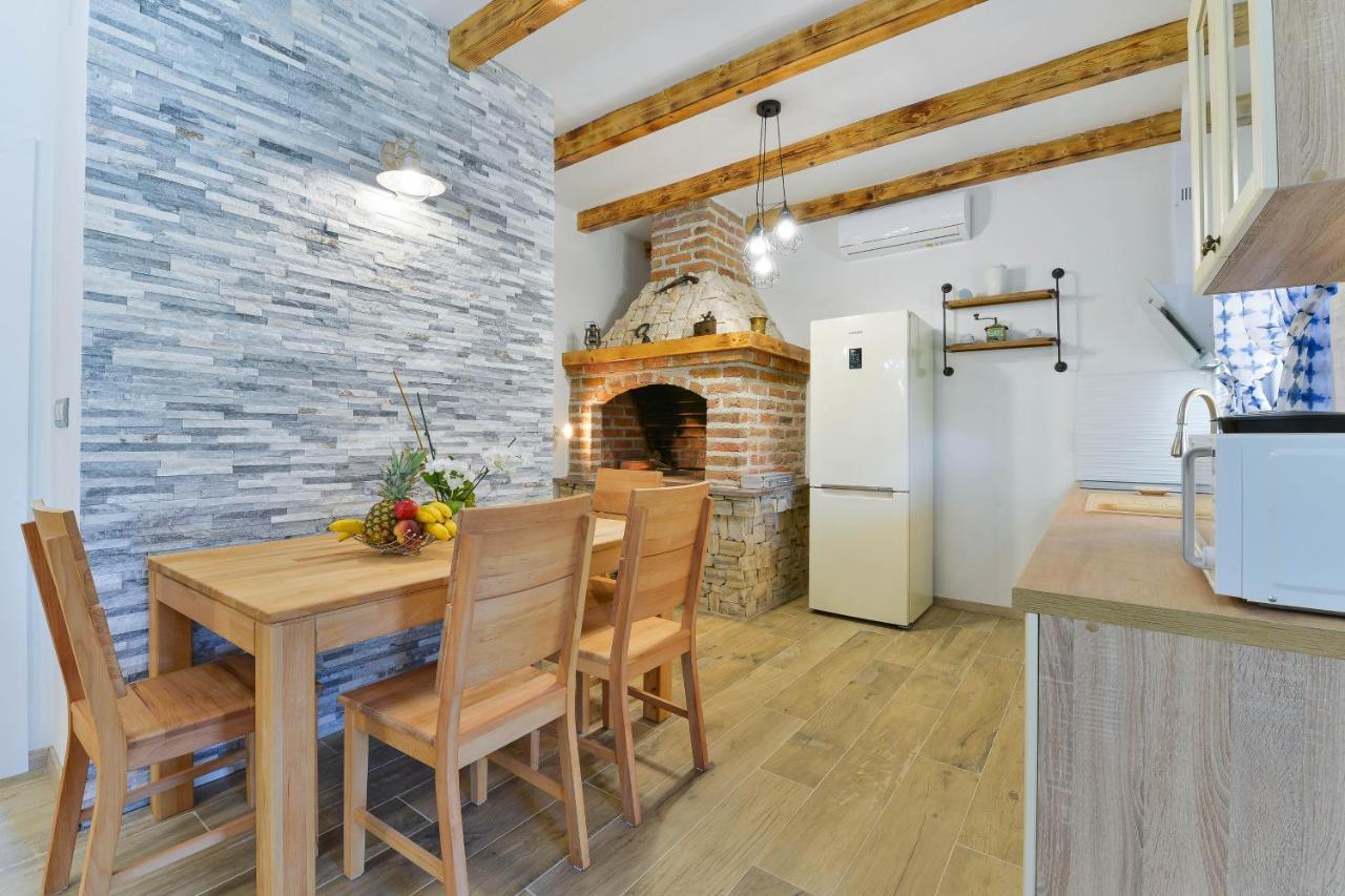 Family Friendly Apartments With A Swimming Pool Zadar - 18098 Екстериор снимка