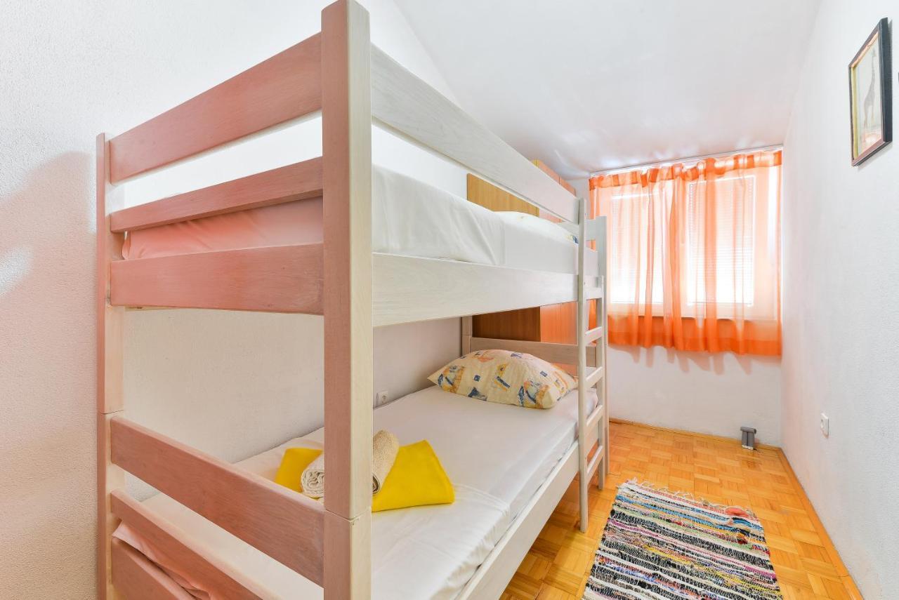Family Friendly Apartments With A Swimming Pool Zadar - 18098 Екстериор снимка